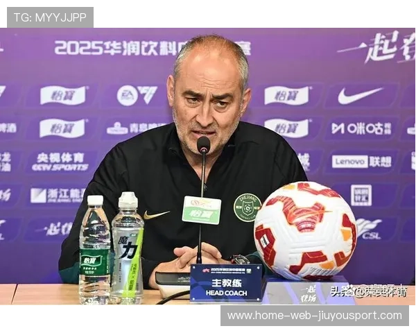 主帅因病临时缺席发布会，球队状态更添悬念