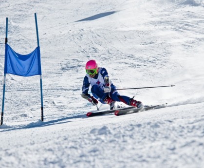 九游app官方下载-体育场馆周边夜经济兴起带动本地服务行业发展，体育场馆附近适合开什么店